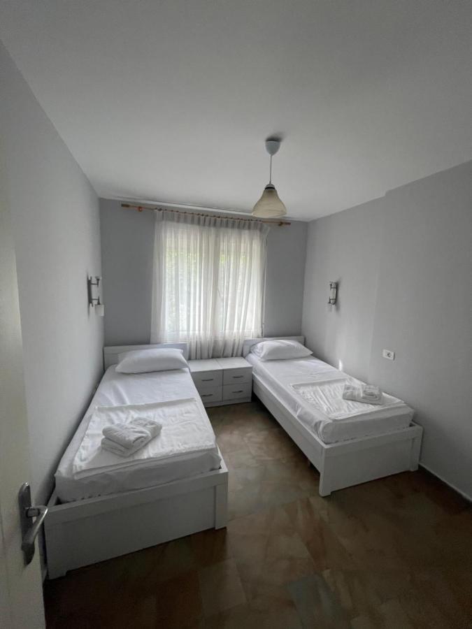Anna'S Apartment Tirana Zewnętrze zdjęcie